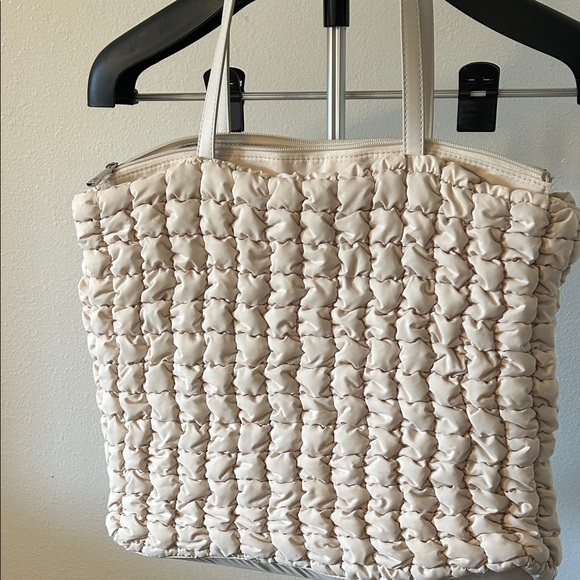 A New Day Cream Quilted Tote Bag - Picture 8 of 8